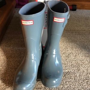 Short hunter gloss rain boots gray women’s size 10